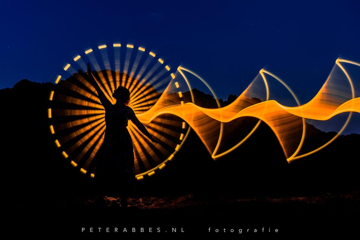 Foto: peterabbes - ISO 100 · ƒ/4 · 10s · 35mm